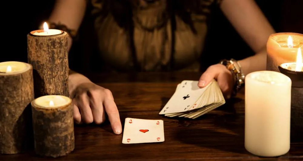 806 Tarot Certero